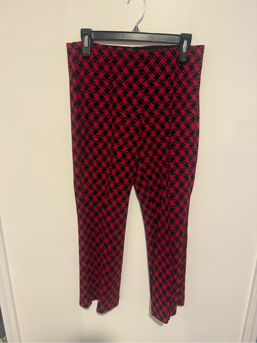 Maeve The Margot Red and Black Geometric Stretch Pants